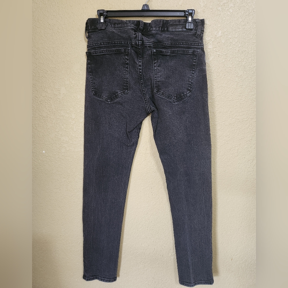 Jeans - Picture 2 of 4